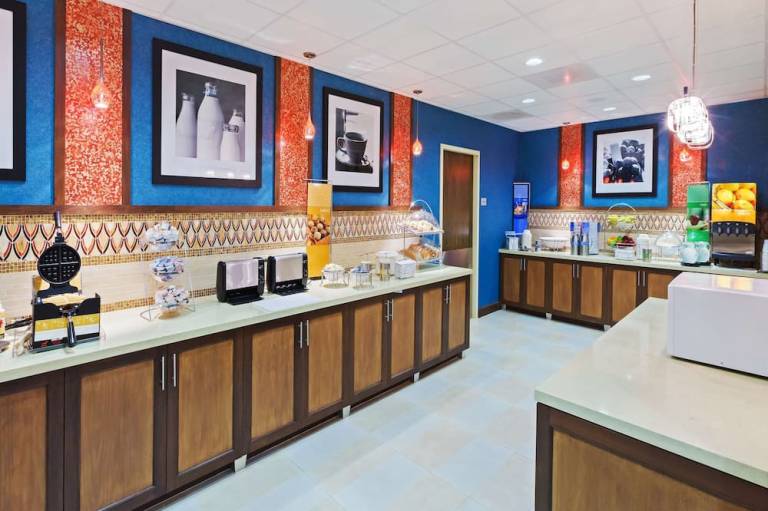 Hampton Inn Austin Oak Hill