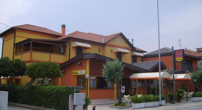 Albergo Primavera in Mondolfo