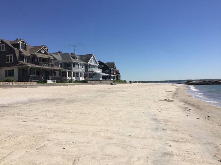 New London Vacation Rentals from 97 HomeToGo