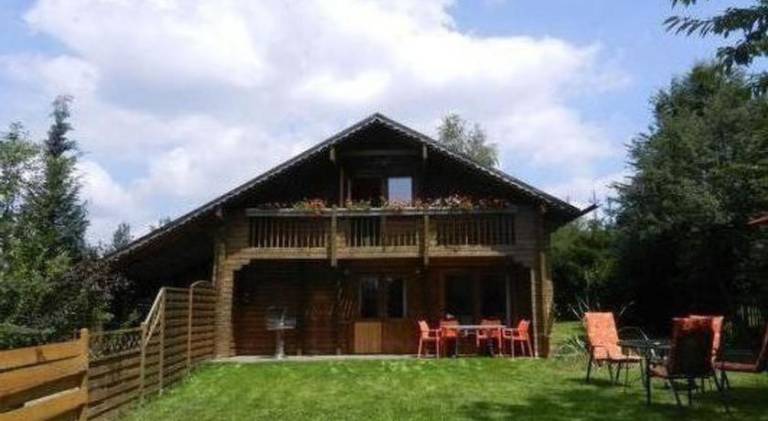 House with 4 rooms for 10 persons in Daun
