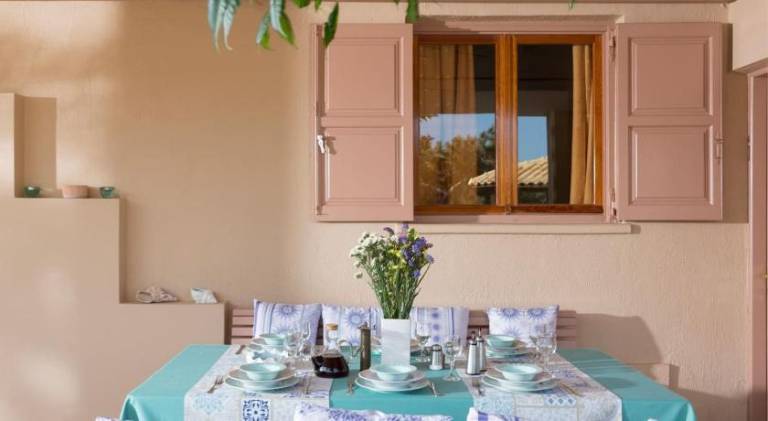 Pleasant villa with private pool, barbecue & patio | Suitable for remote work | Pets allowed — photo 3