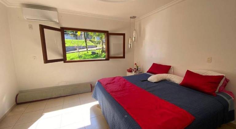 Lovely vacation home with pool | Pet-friendly — photo 2