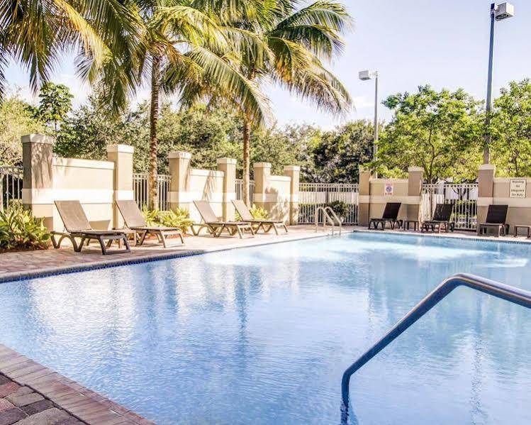 Comfort Suites - Weston — photo 4