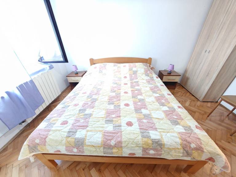 Apartment with yard, barbecue & terrace — photo 2