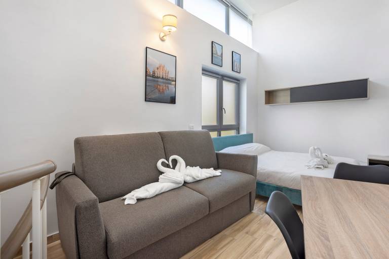 Navigli Milan Flat – Canal Views, Aperitivo and Metro M2 — photo 2