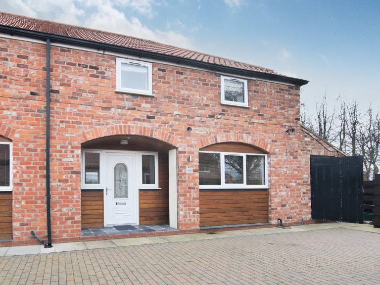 Cottage 8 UKC3185