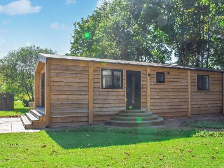 Cottage  Bentham
