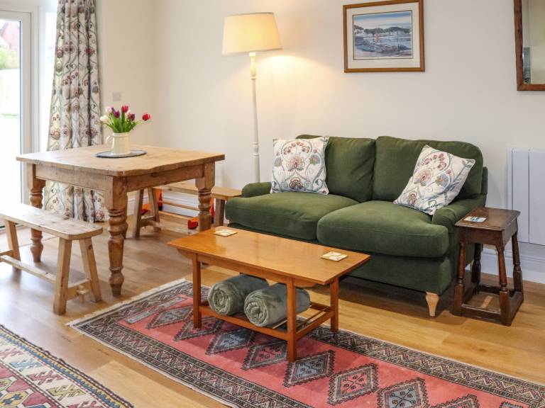 Cottage with garden | River view — photo 3