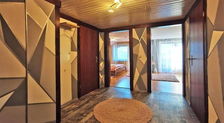 Rental apartment with 3 rooms for 6 persons — photo 2
