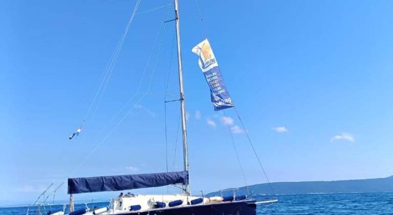 Starship JSAILING in Lovran