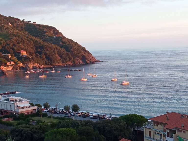 Lägenhet Levanto