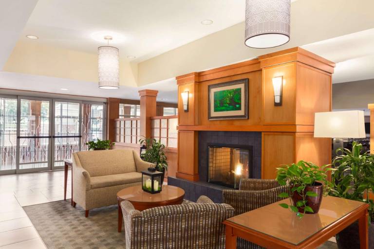 Hilton Garden Inn Lancaster — photo 2