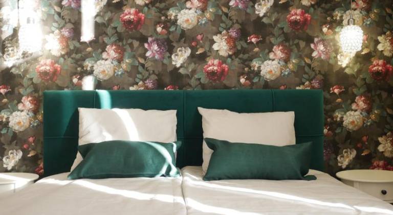 Rental apartment with yard & terrace | Pets are welcome in Eger