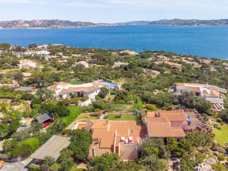 House with BBQ, yard & terrace | Sea view — photo 5