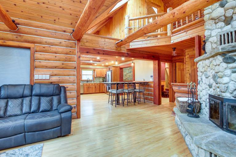 Family Home w/ Indoor Pool  2 Mi to Elkhart Lake! — photo 5