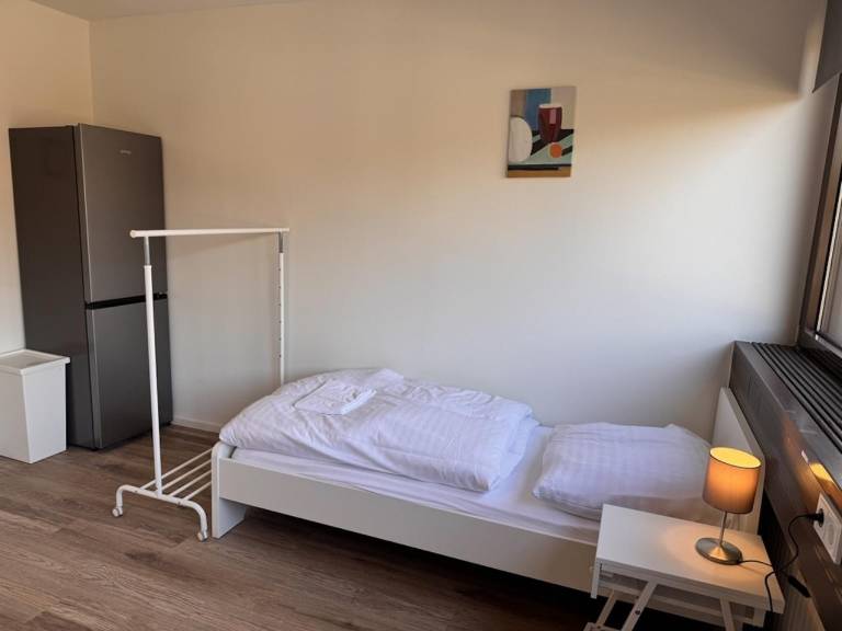 Dreibettzimmer Etagendusche Etagen WC 1 Schlafraum