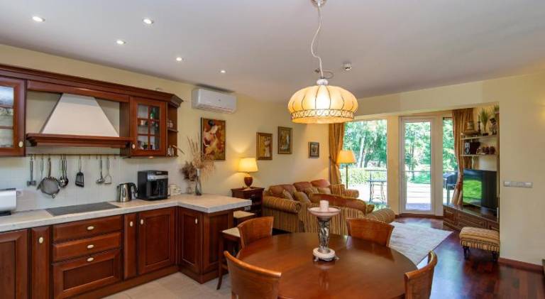 Holiday apartment with 2 rooms for 6 persons — photo 3