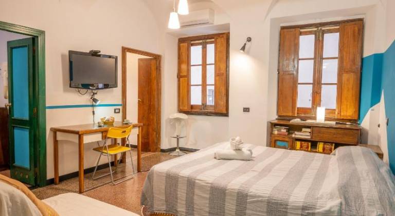 Pleasant rental apartment | Next to Piazza De Ferrari | Good for workation | Dogs allowed in Genoa