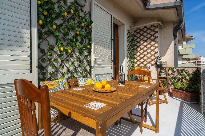 Holiday apartment with 3 rooms for 8 persons — photo 2