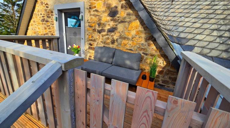 Apartment with sauna, yard & terrace | Mountain view — photo 4