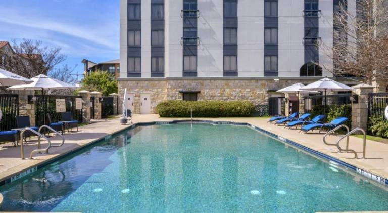 Hampton Inn & Suites Legacy Park-Frisco — photo 2