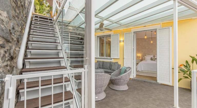 House | Close to Farmers Market — photo 2