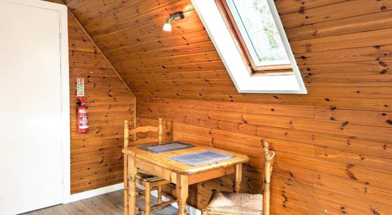 Chalet with jacuzzi — photo 4