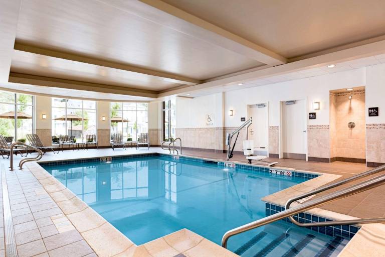 Hilton Garden Inn Boston Logan Airport — photo 2