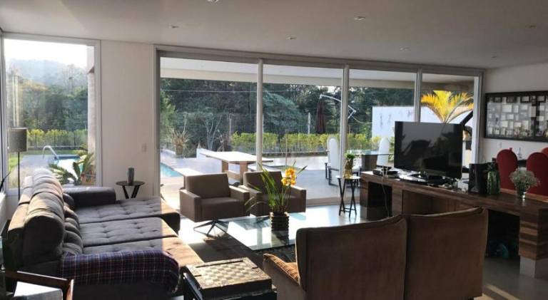 450 m&sup2; Ferienhaus