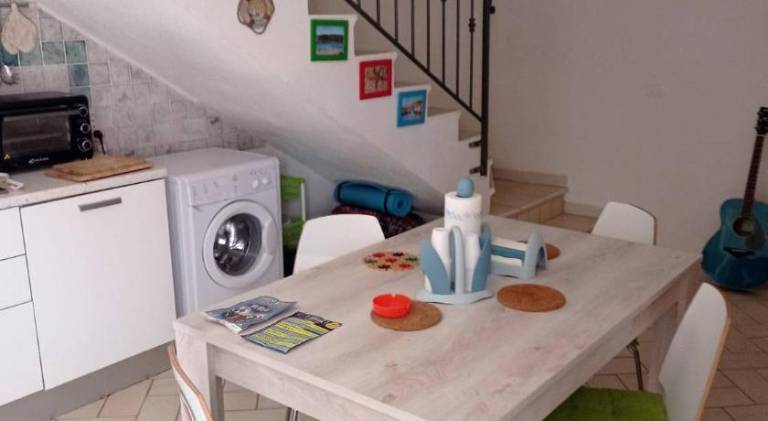 Beautiful vacation home with patio | Pet-friendly — photo 3