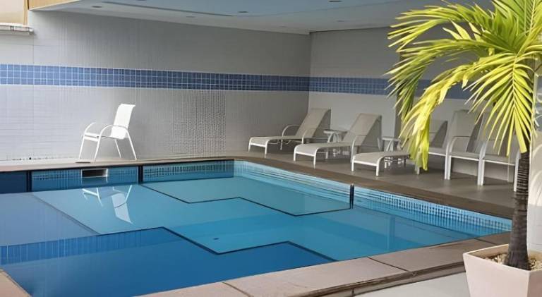 Apartment with pool & sauna in Leme