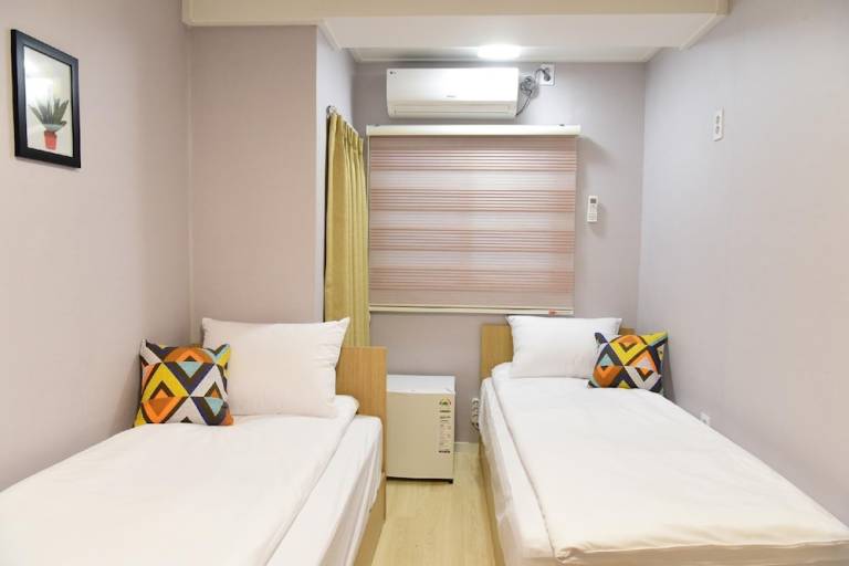 Accommodation  Donggyo-dong