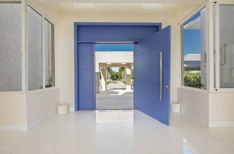 Stunning 6br villa with ocean view in Cap Cana — photo 2