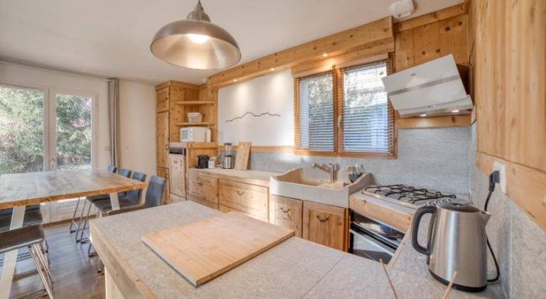 Chalet with 1 room for 8 persons — photo 4