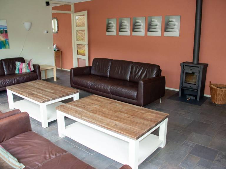 House with hot tub, terrace & yard | Pets are welcome — photo 2