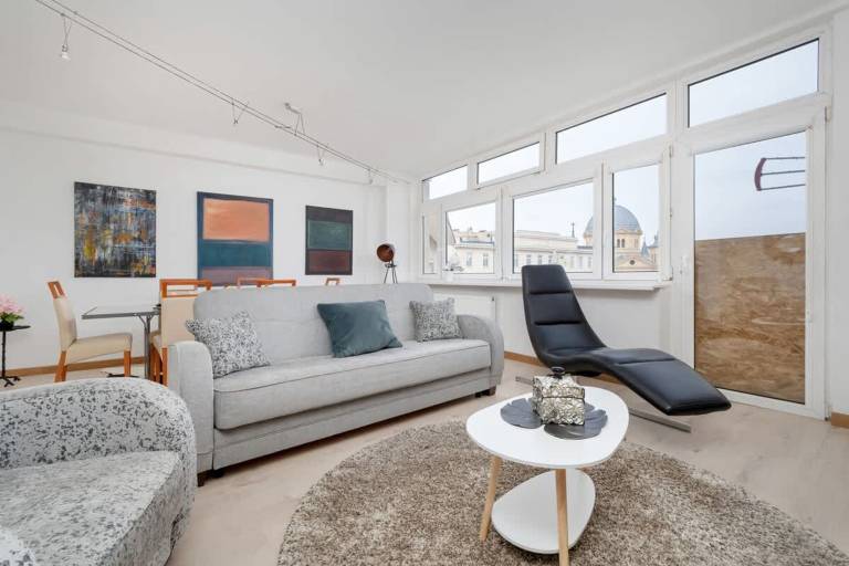 Rental apartment with fast internet in Lódz