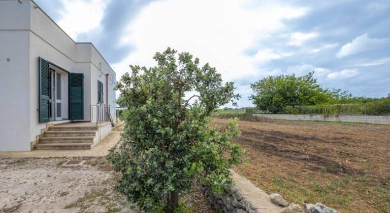Apartment with garden in Giurdignano