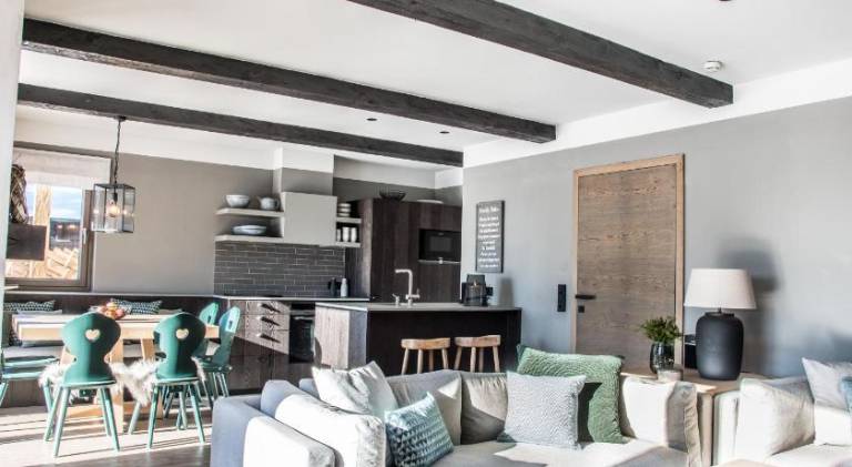 Chalet with pool, sauna & terrace | Perfect for remote work — photo 4