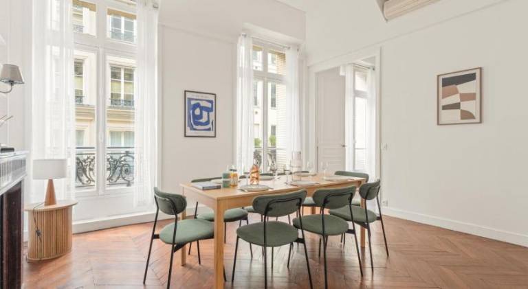 180m2 Haussmann 4BR 3 Bath Golden Triangle Champs Elysees & Opera — photo 3