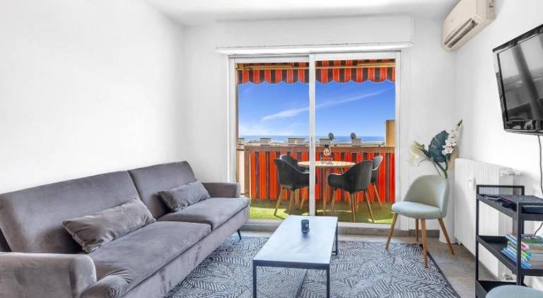 Fully equipped apartment with patio | Close to Promenade des Anglais | Beach nearby | Suitable for remote work | Pets allowed — photo 2