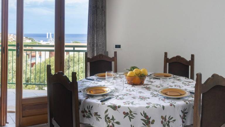 Apartment with 2 rooms for 5 persons — photo 3