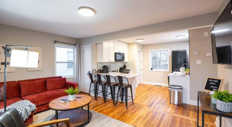House | Suitable for remote work | Pet-friendly in Earth City, MO
