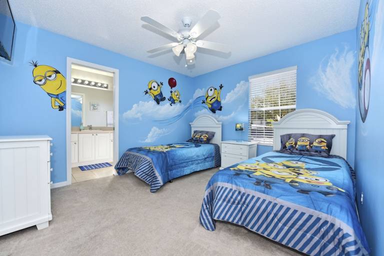 House Four Corners