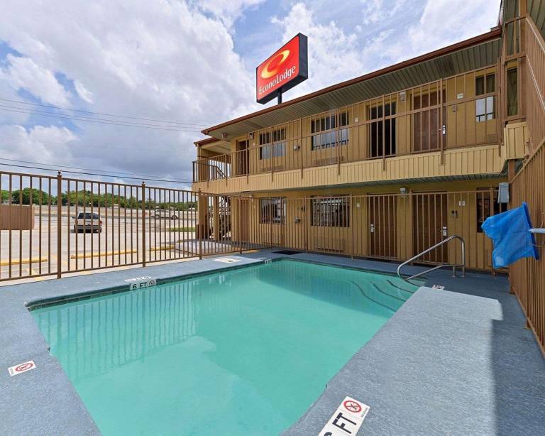 Econo Lodge Killeen near Fort Hood — photo 2