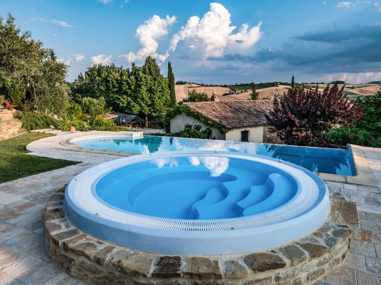 Villa with private pool, garden & grill — photo 4