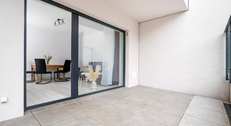 Holiday apartment with patio — photo 3