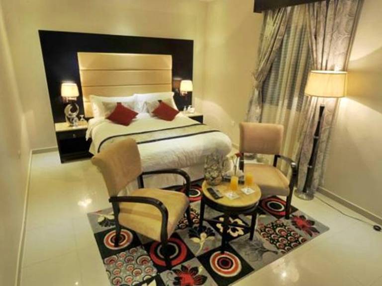 120 m² Apartment mit Hotelservice