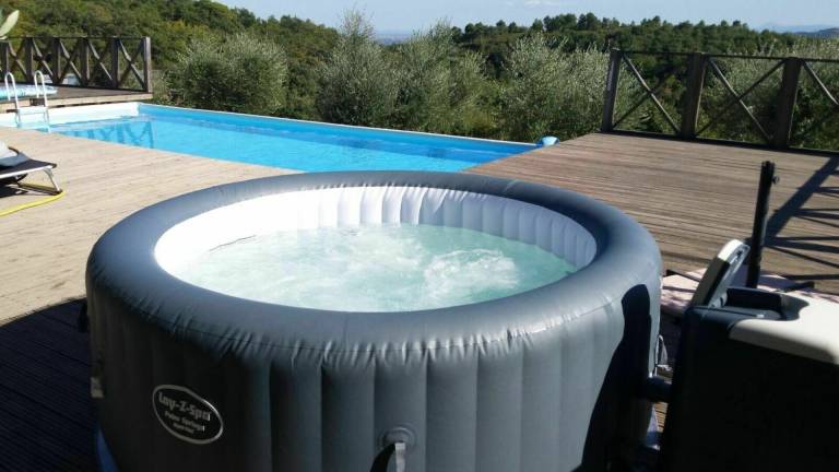 Children-friendly villa with private pool, hot tub & garden | Pets are welcome — photo 3