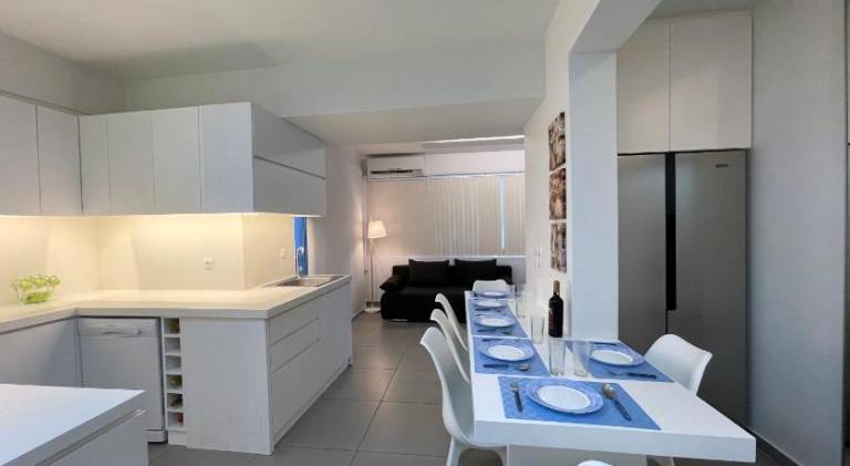 Apartment with yard & terrace | Perfect for remote work — photo 3