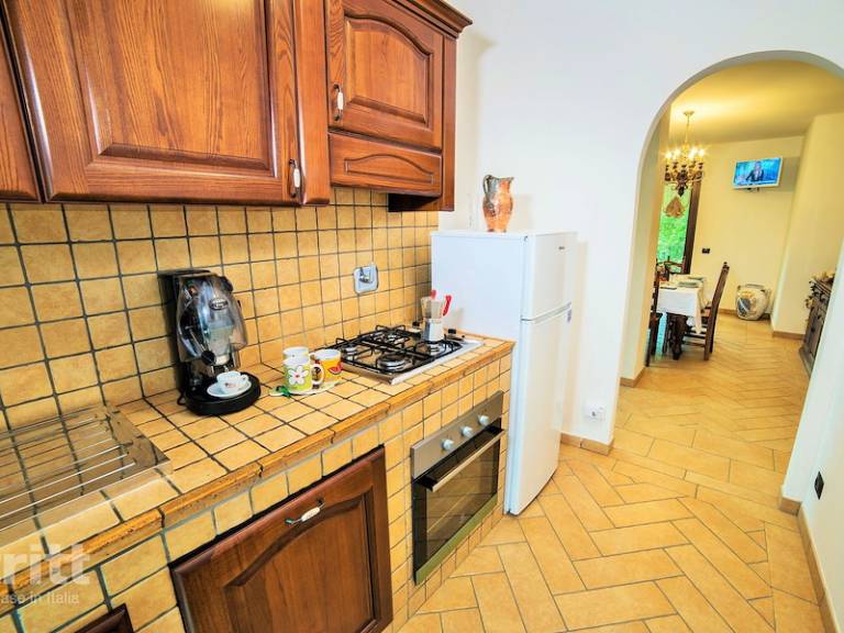 Fully equipped pleasant vacation home with patio, private pool & garden | Pets allowed — photo 4